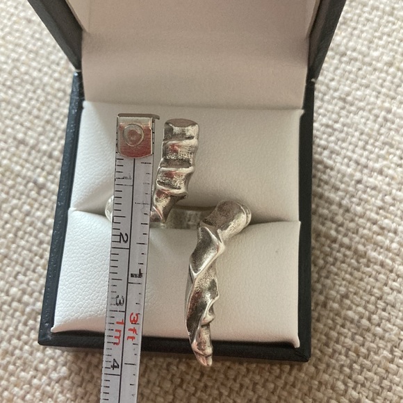 UNO de 50 Silver Ring Modernist Brutalist Goth Boho Size: 5.5-6 adjustable - Picture 5 of 5